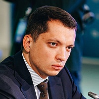 /upload/resize_cache/iblock/1bb/es14ohypq9yfq7m22u3kvwzloxhzxzfp/200_200_0/Докучаев-Алексей.jpg